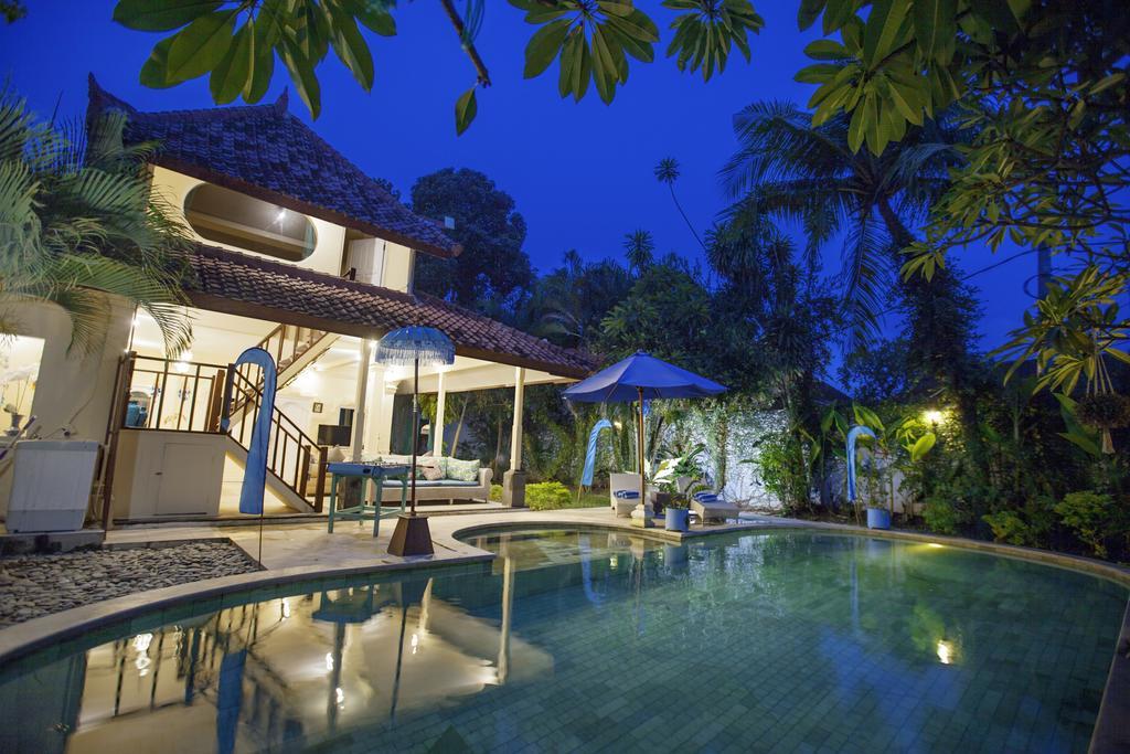 Villa Alam Biru Gardenia Seminyak Exterior foto